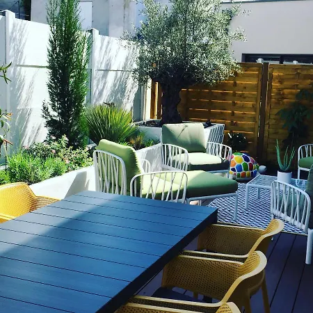 Agreable Maison Neuve Centre-madeleine Apartment *