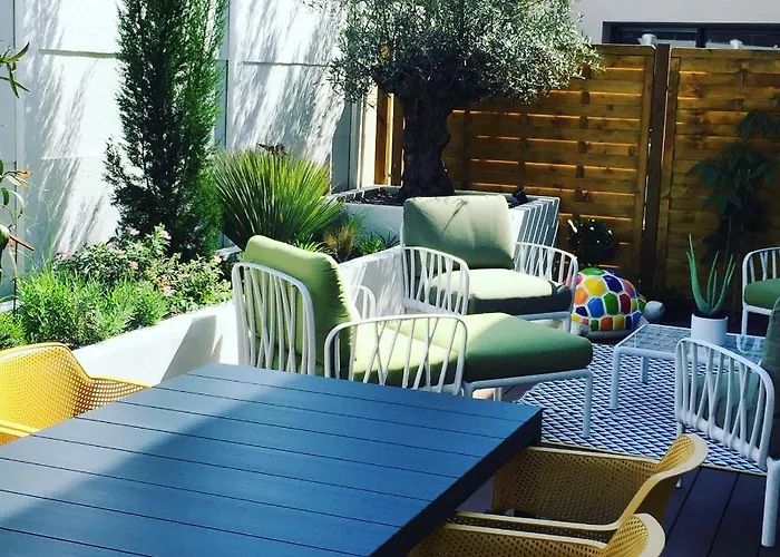 Agreable Maison Neuve Centre-madeleine דירה *